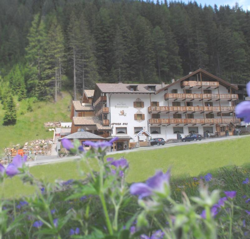 Hotel Scoiattolo Tesero Eksteriør bilde