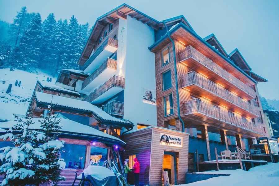 Hotel Scoiattolo Tesero Eksteriør bilde
