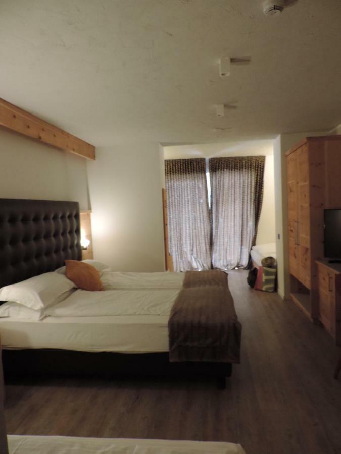 Hotel Scoiattolo Tesero Eksteriør bilde