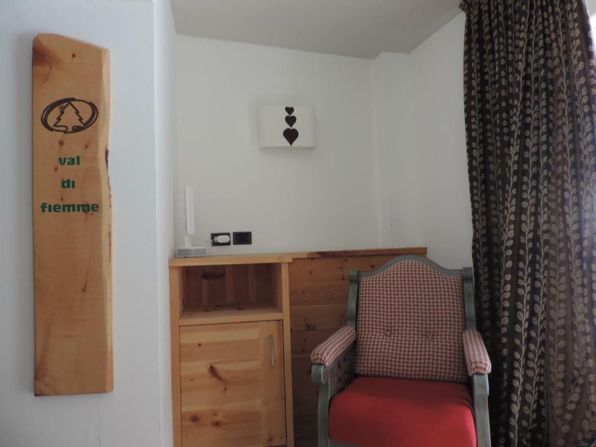 Hotel Scoiattolo Tesero Eksteriør bilde