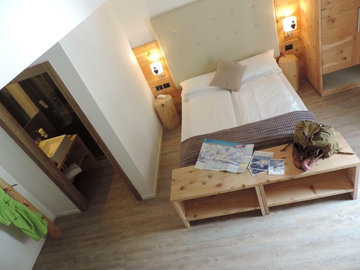 Hotel Scoiattolo Tesero Eksteriør bilde